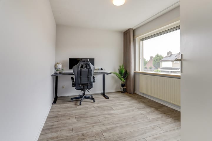 Photo 29 of Hoolstraat 22