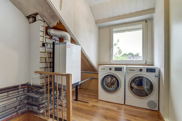 Photo 34 of Hoolstraat 22