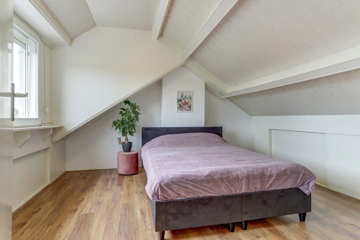 Photo 35 of Hoolstraat 22