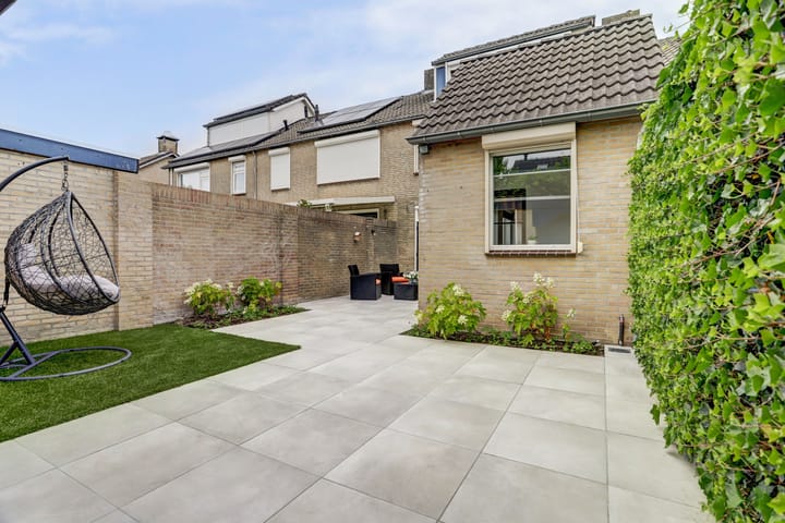 Photo 43 of Hoolstraat 22