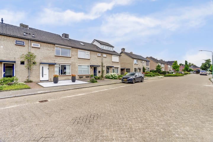 Photo 46 of Hoolstraat 22