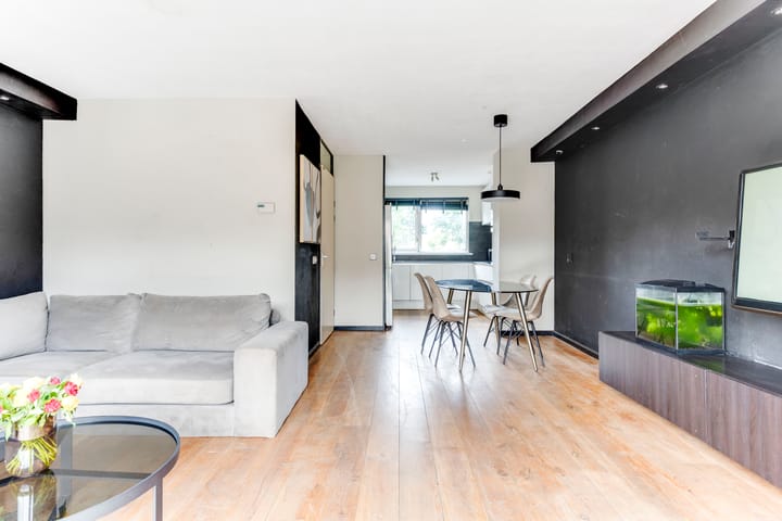 Foto 12 van Aletta Jacobstuin 36