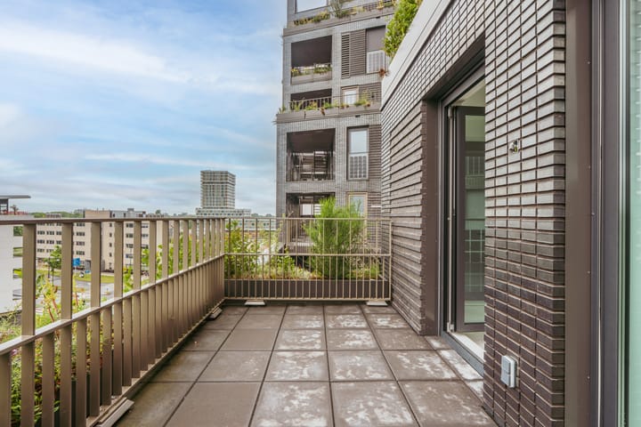 Foto 11 van Lutonhof 445