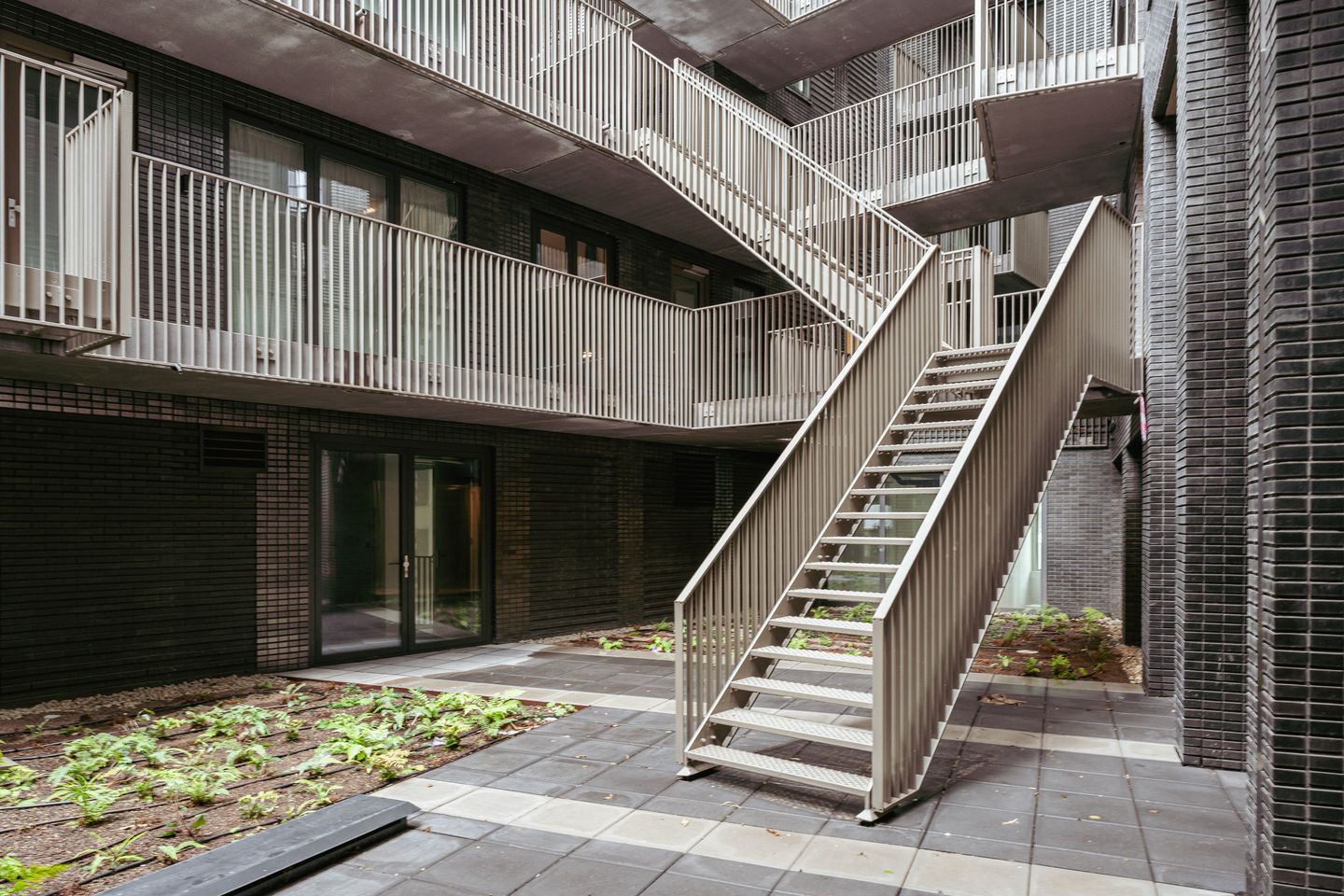 Foto 25 van Lutonhof 445