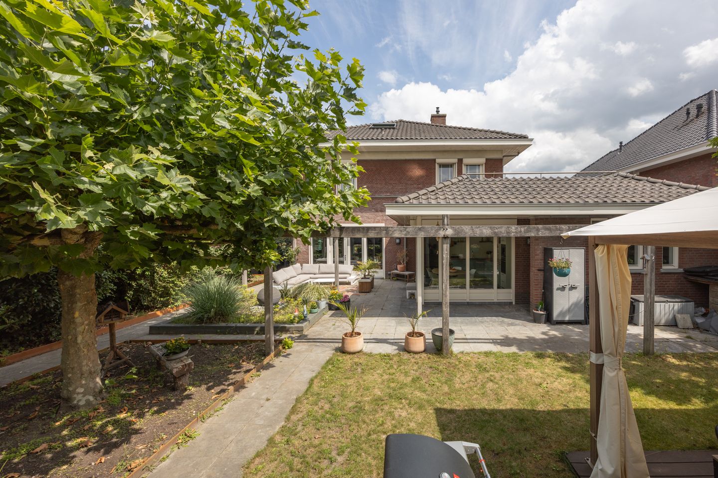 Foto 49 van Baroniestraat 9