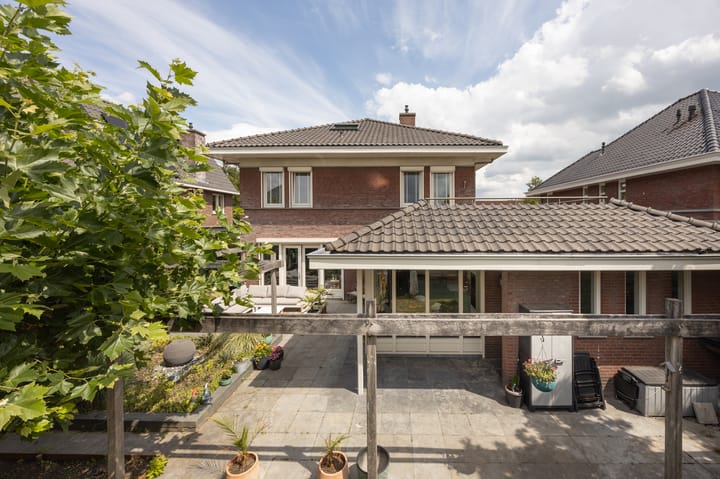 Foto 50 van Baroniestraat 9