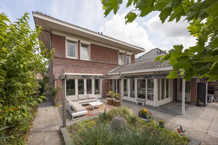 Foto 51 van Baroniestraat 9