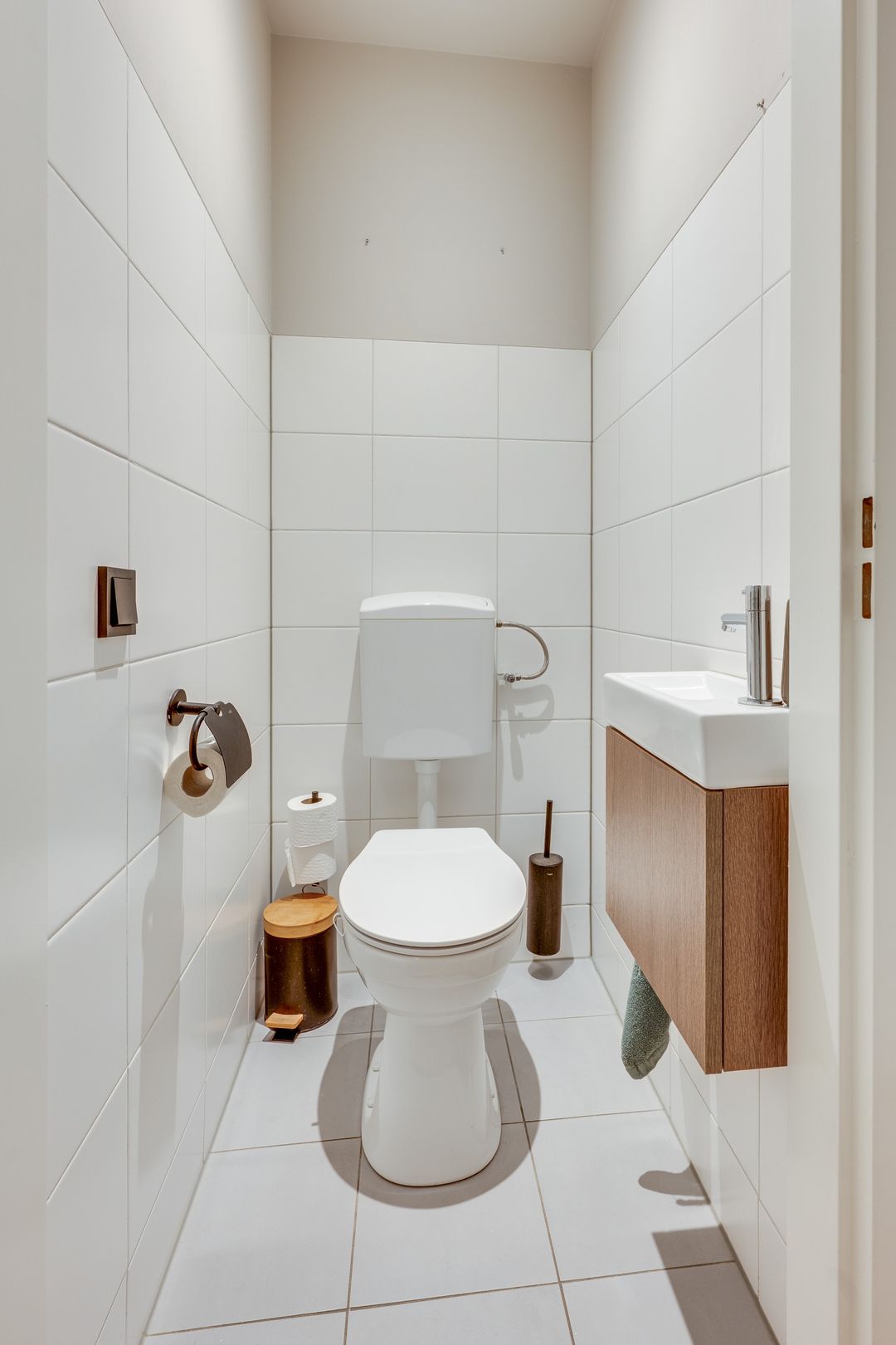 Photo 26 of Raadhuisplein 16