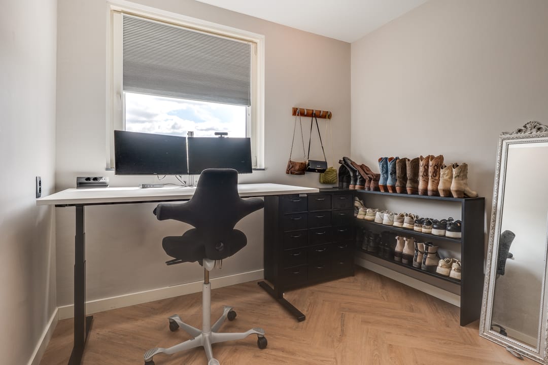 Photo 32 of Raadhuisplein 16