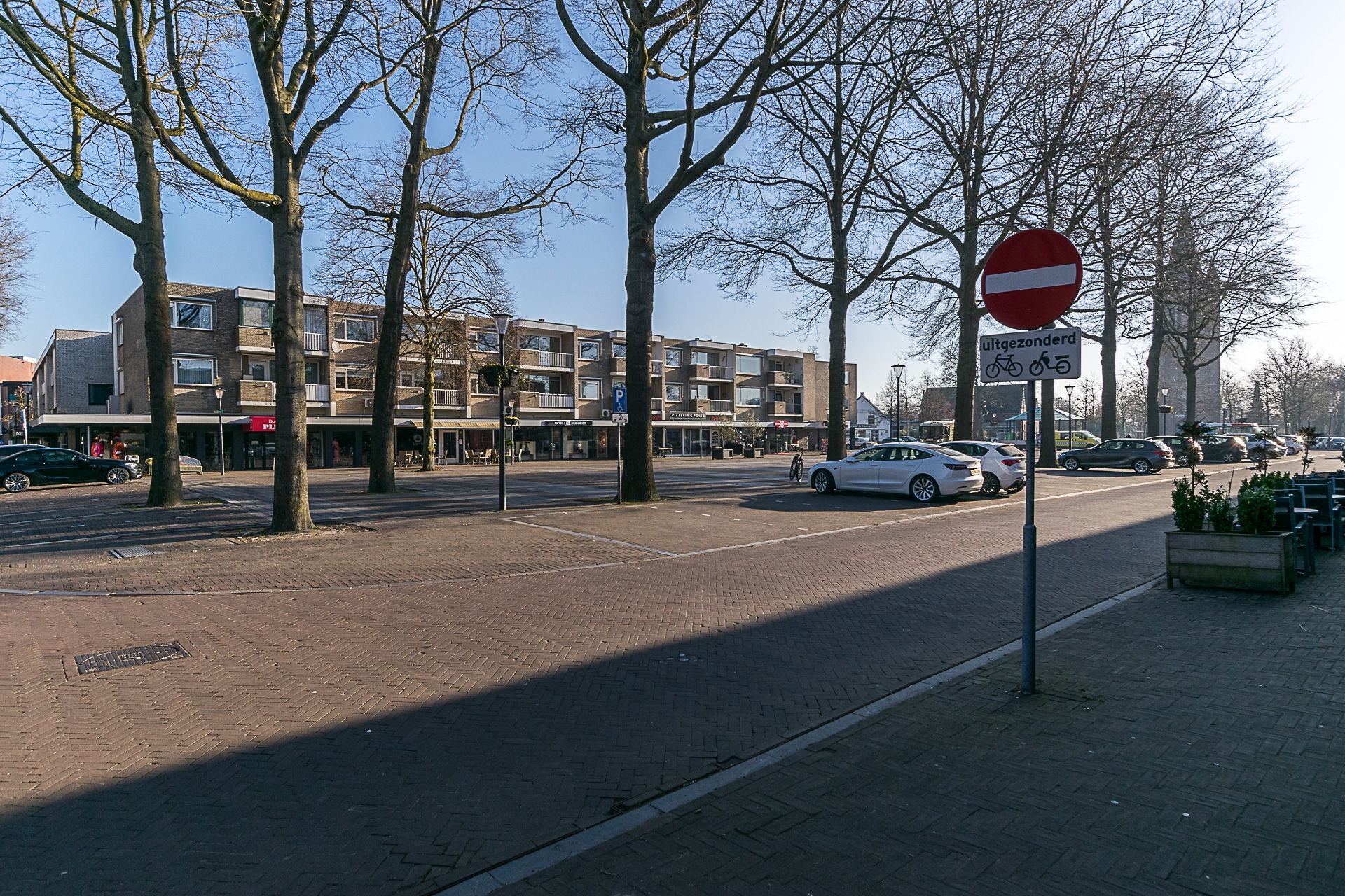 Photo 39 of Raadhuisplein 16