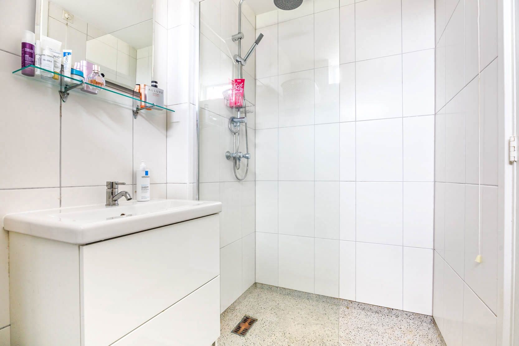 Foto 24 van Paramaribostraat 93