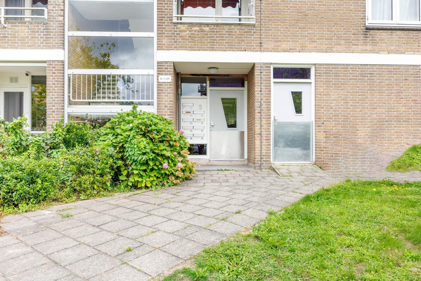 Foto 30 van Paramaribostraat 93