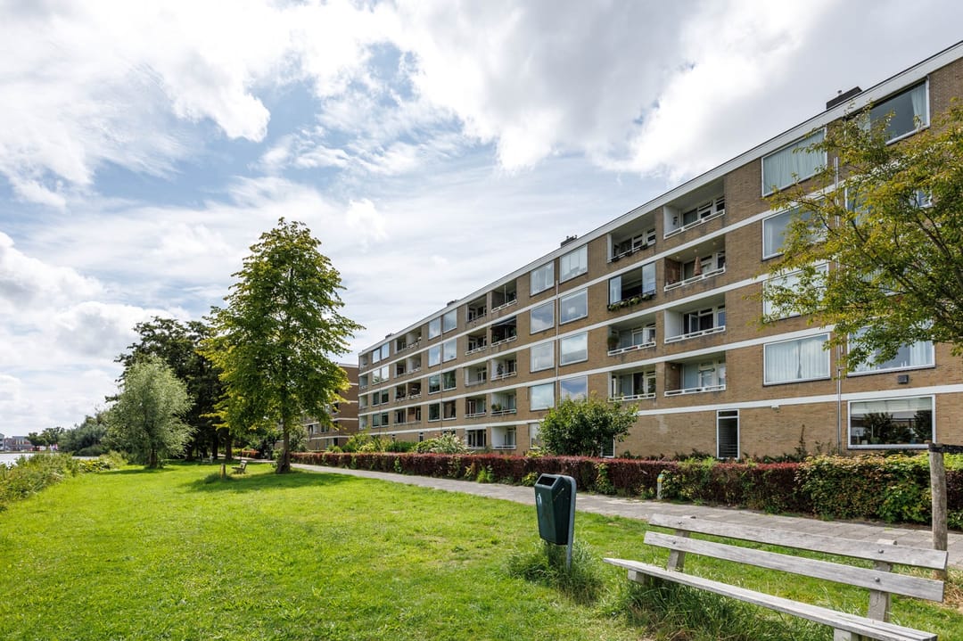 Foto 31 van Paramaribostraat 93