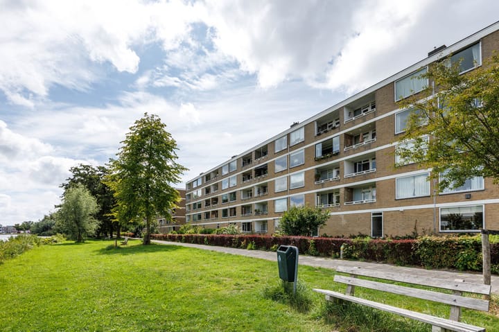 Foto 31 van Paramaribostraat 93