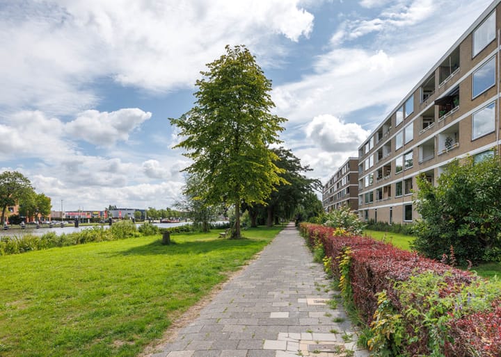 Foto 32 van Paramaribostraat 93