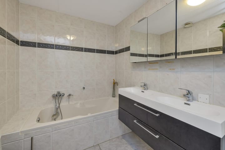 Foto 19 van Philips van Nassaustraat 25