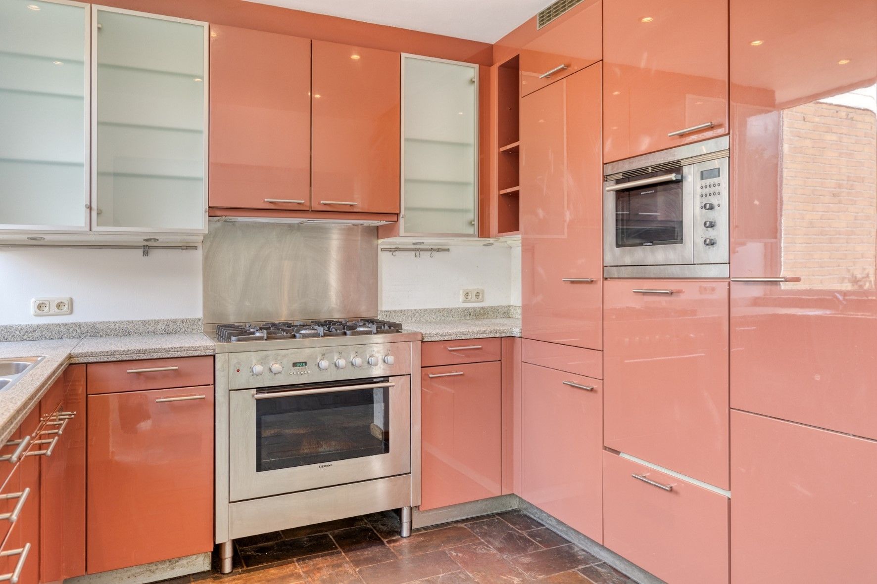 Foto 15 van Stationsweg 96