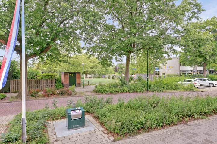 Foto 15 van Gijsbrecht van Nijenrodestraat 2