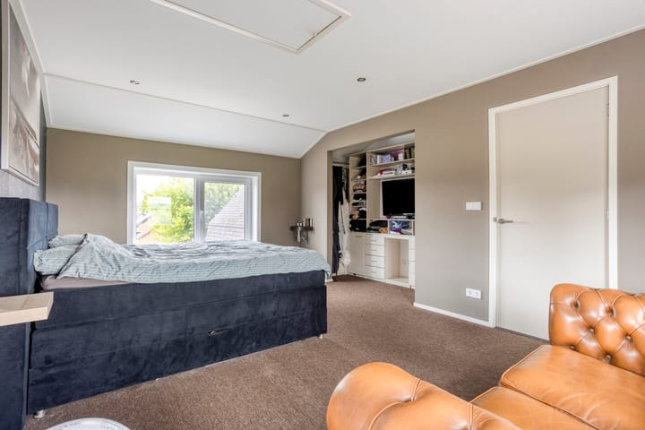 Foto 24 van Achtereindstraat 26