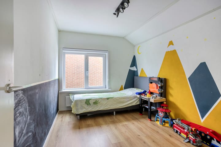 Foto 31 van Achtereindstraat 26