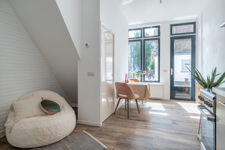 Foto 9 van Korfmakersstraat 1