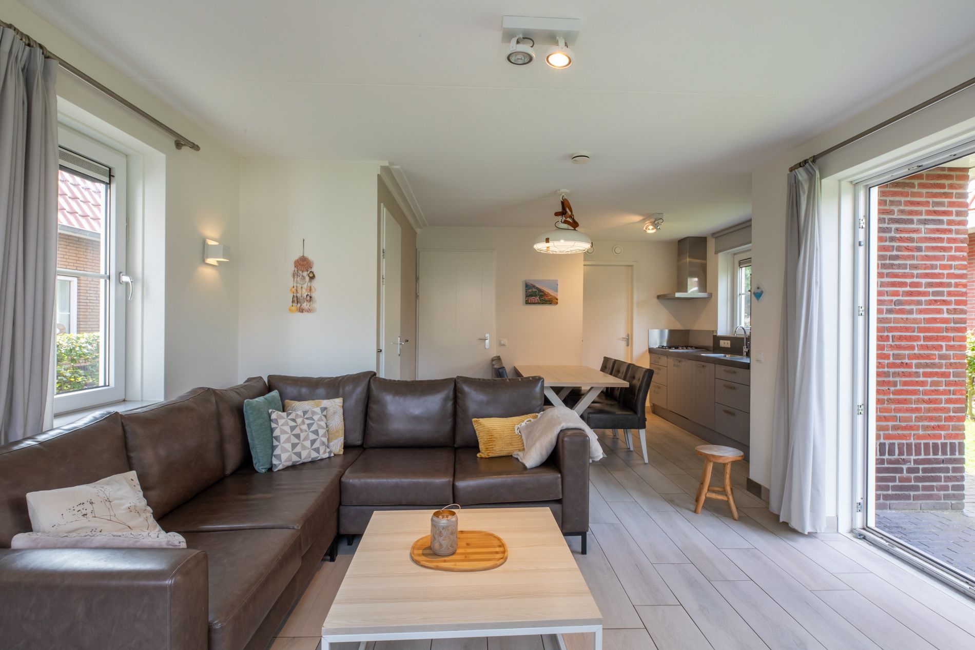 Foto 9 van John O. Forfarstraat 41