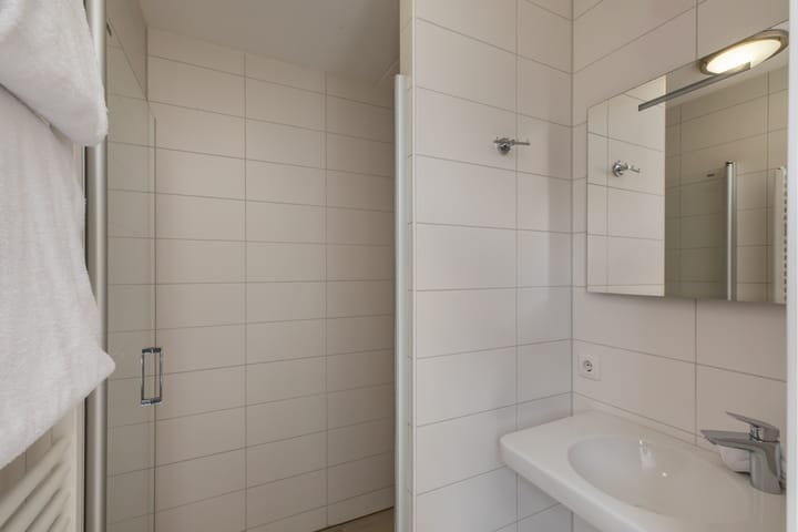 Photo 21 of John O. Forfarstraat 41