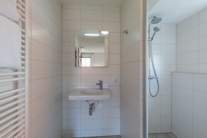 Photo 26 of John O. Forfarstraat 41