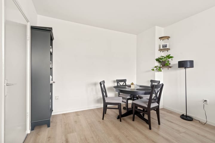 Foto 11 van Van Vollenhovenlaan 46