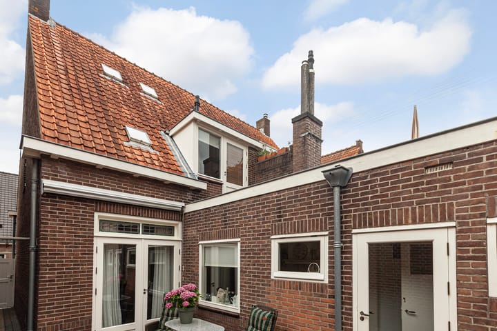 Photo 17 of Piet Heinstraat 27