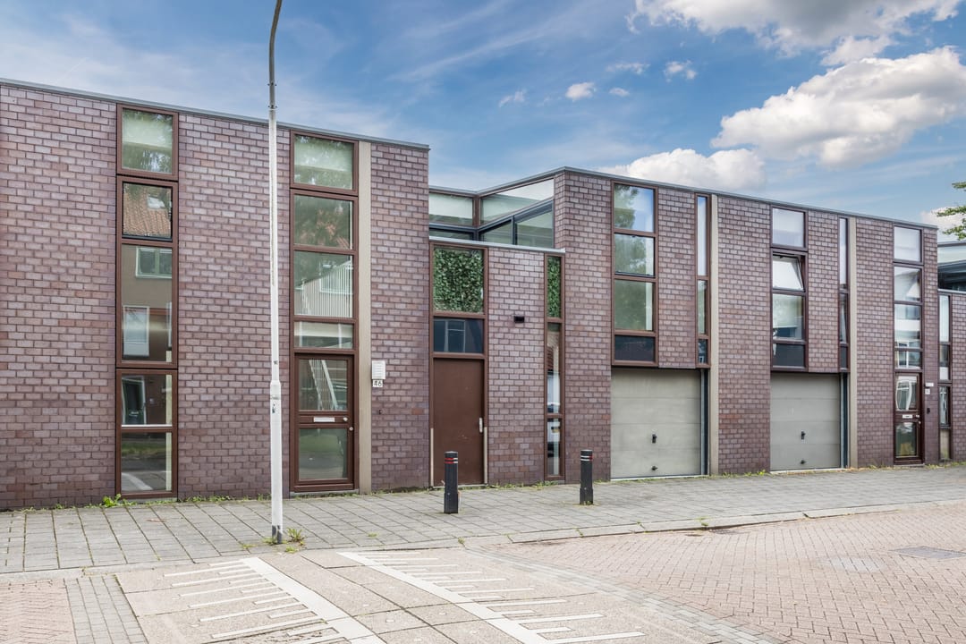 Photo 1 of Zonnebloemstraat 46