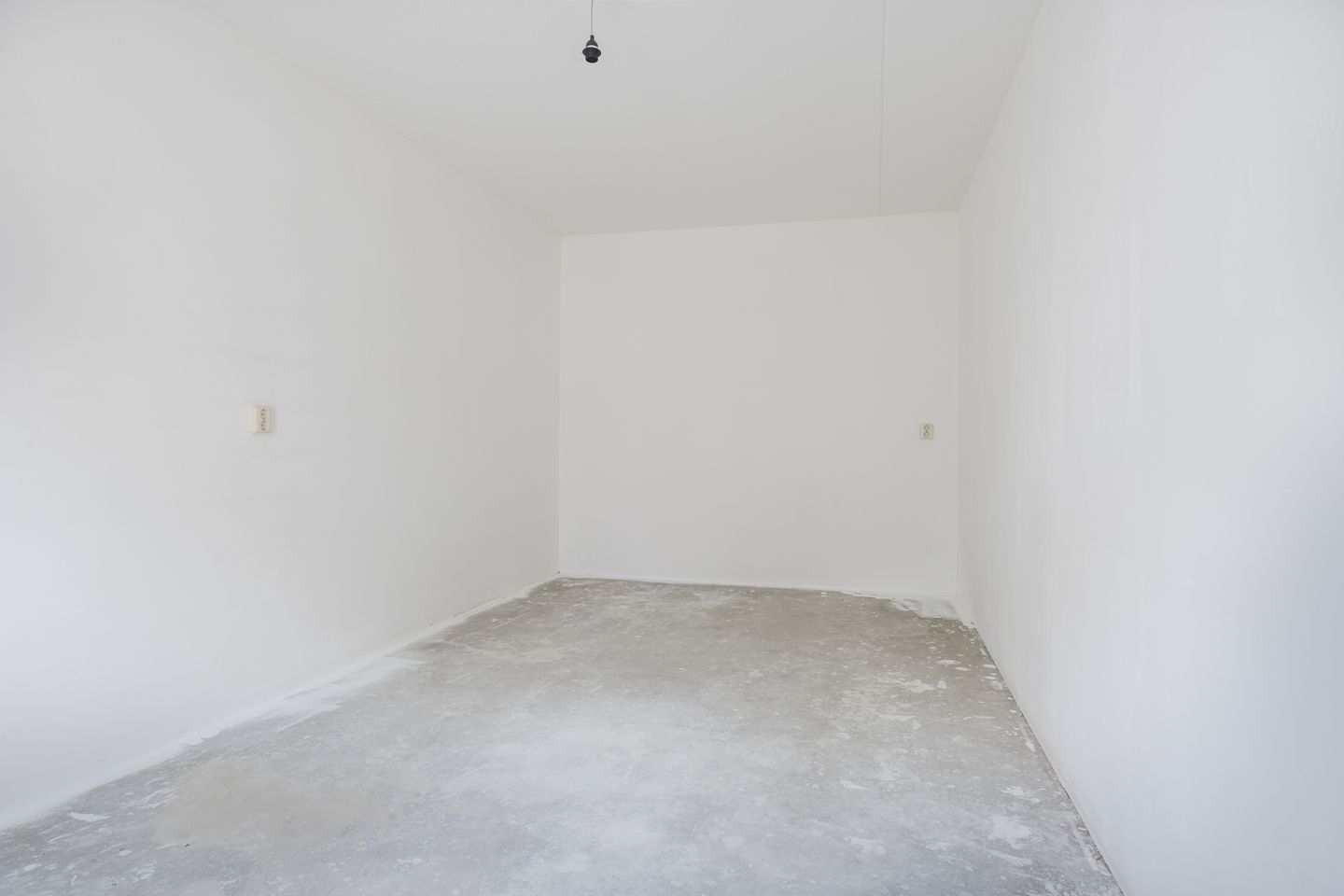 Photo 5 of Zonnebloemstraat 46