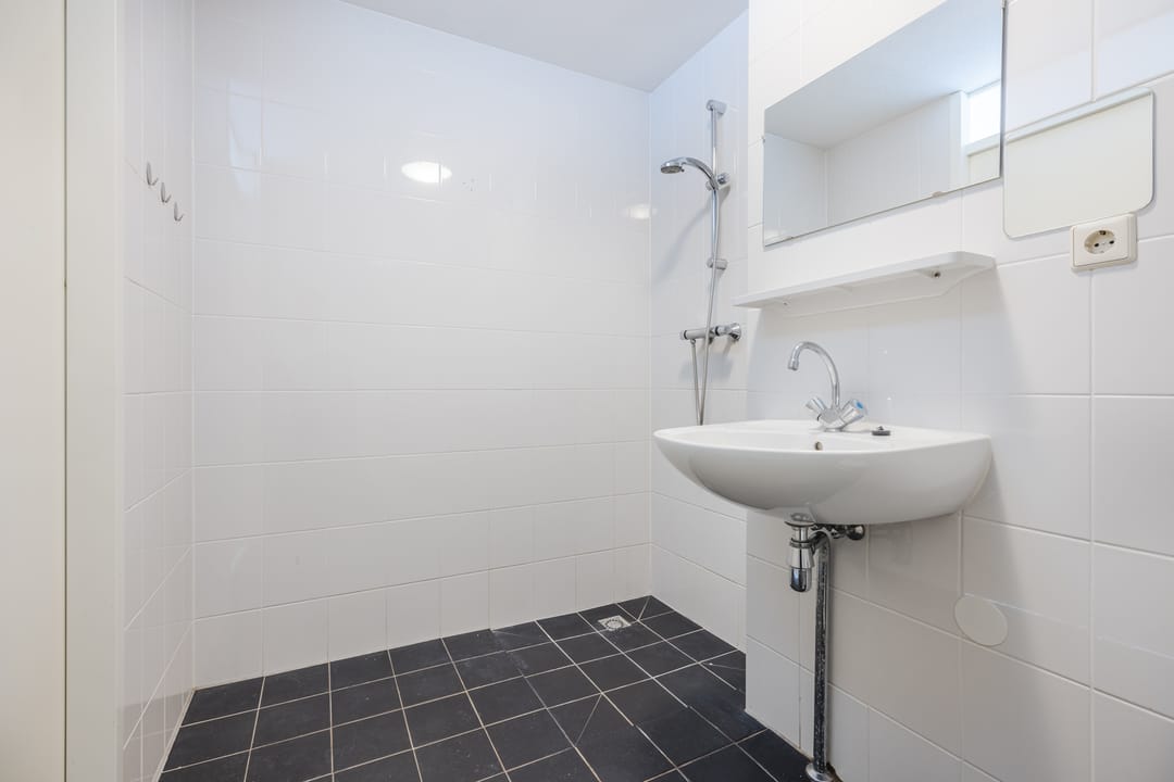 Photo 8 of Zonnebloemstraat 46