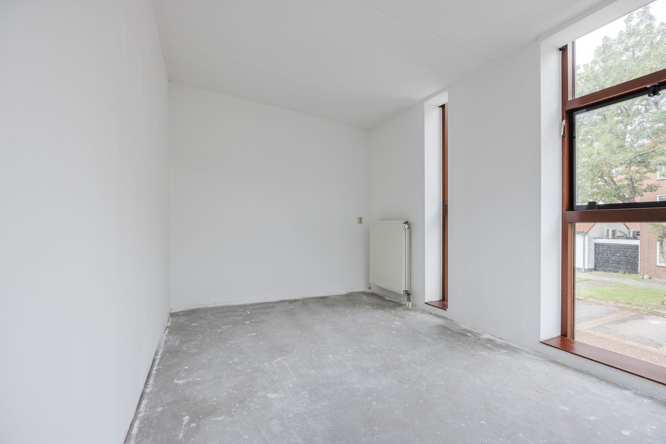 Photo 9 of Zonnebloemstraat 46