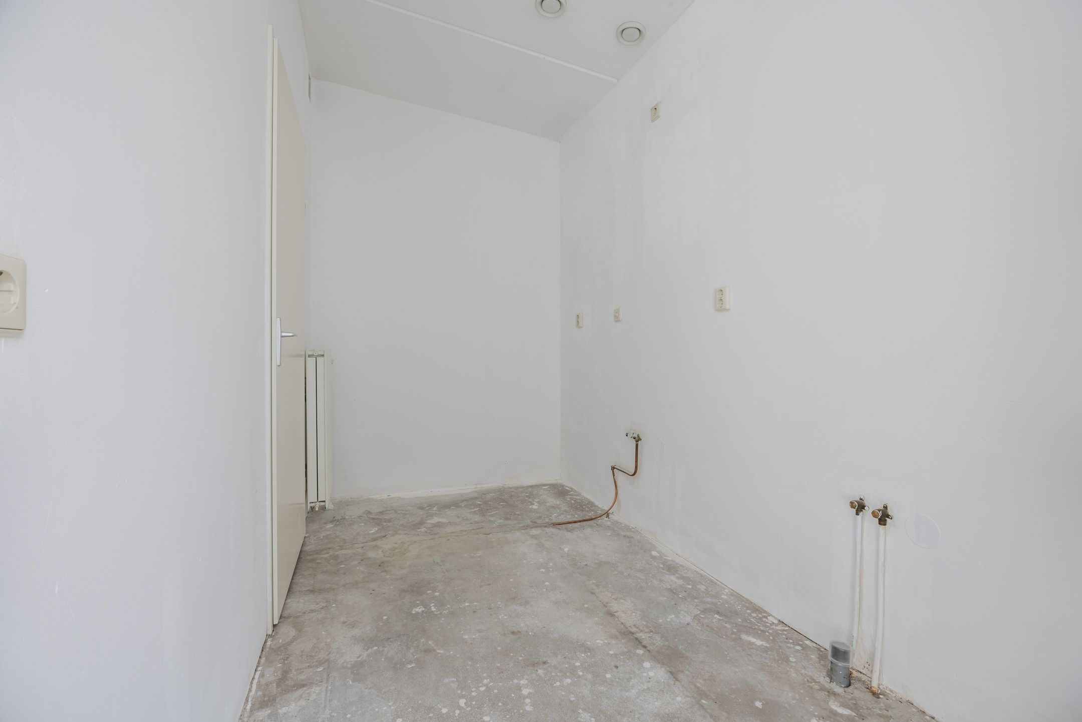 Photo 12 of Zonnebloemstraat 46