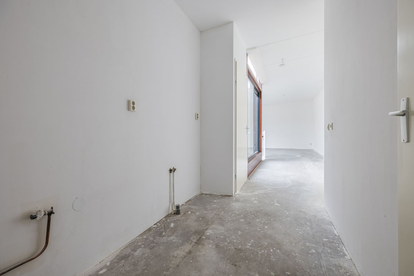 Photo 14 of Zonnebloemstraat 46