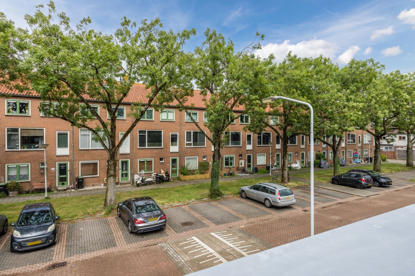 Photo 25 of Zonnebloemstraat 46