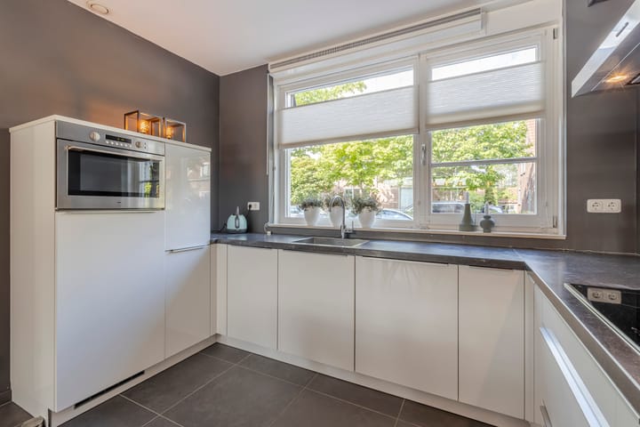 Foto 8 van Frederikstraat 6