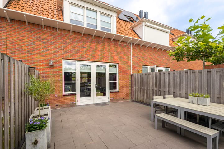 Foto 27 van Frederikstraat 6