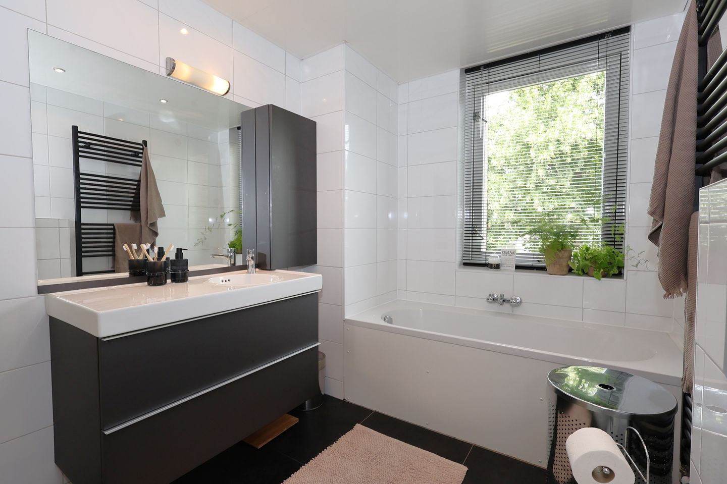 Photo 34 of Croleskwartier 8