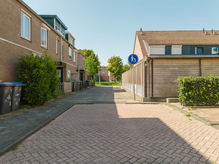 Foto 9 van Troelstrapad 11