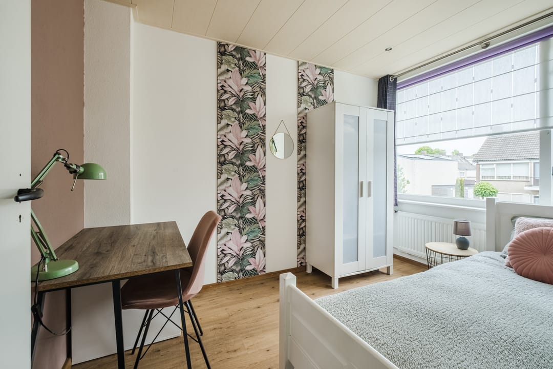 Foto 8 van Azaleastraat 24