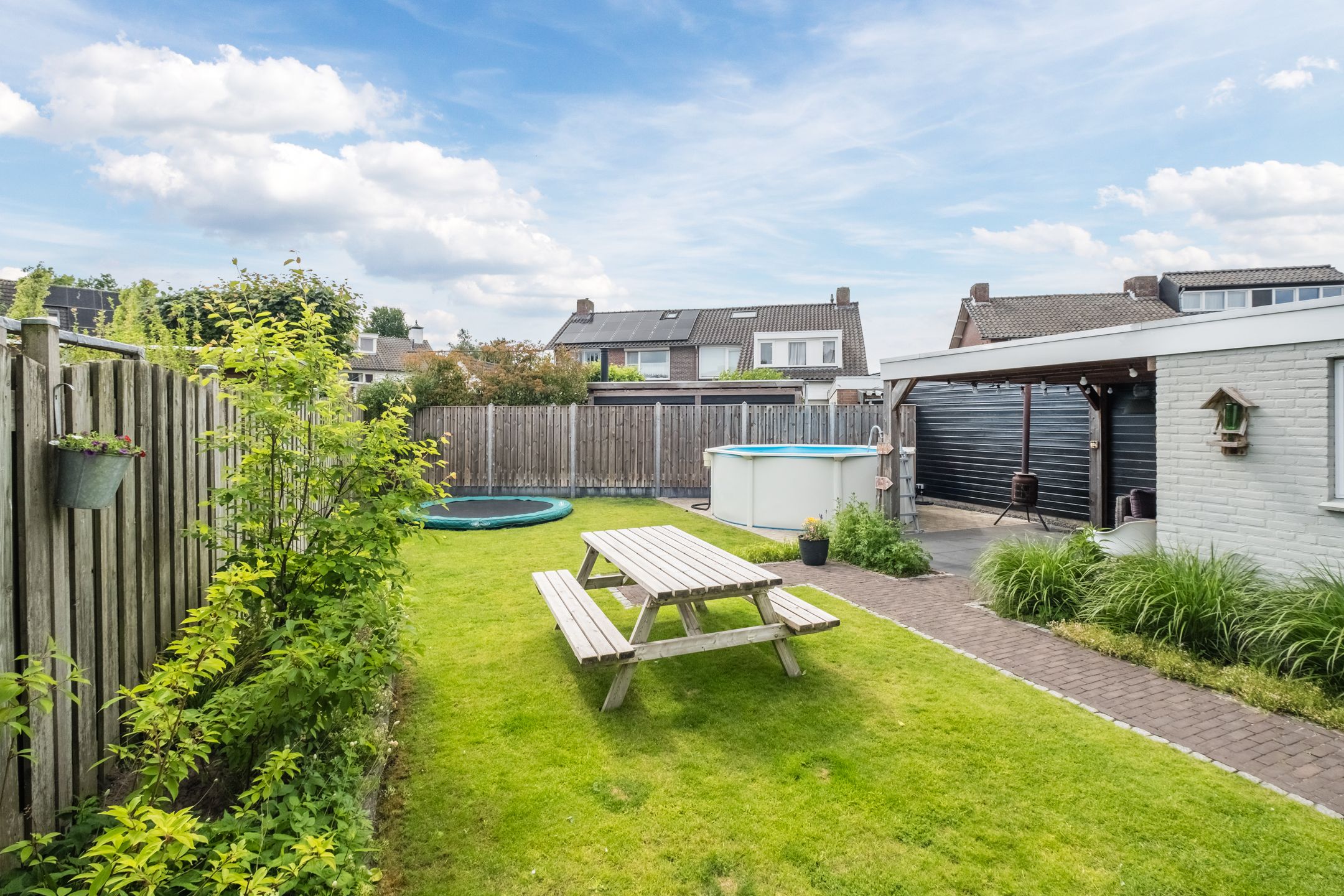 Foto 48 van Azaleastraat 24