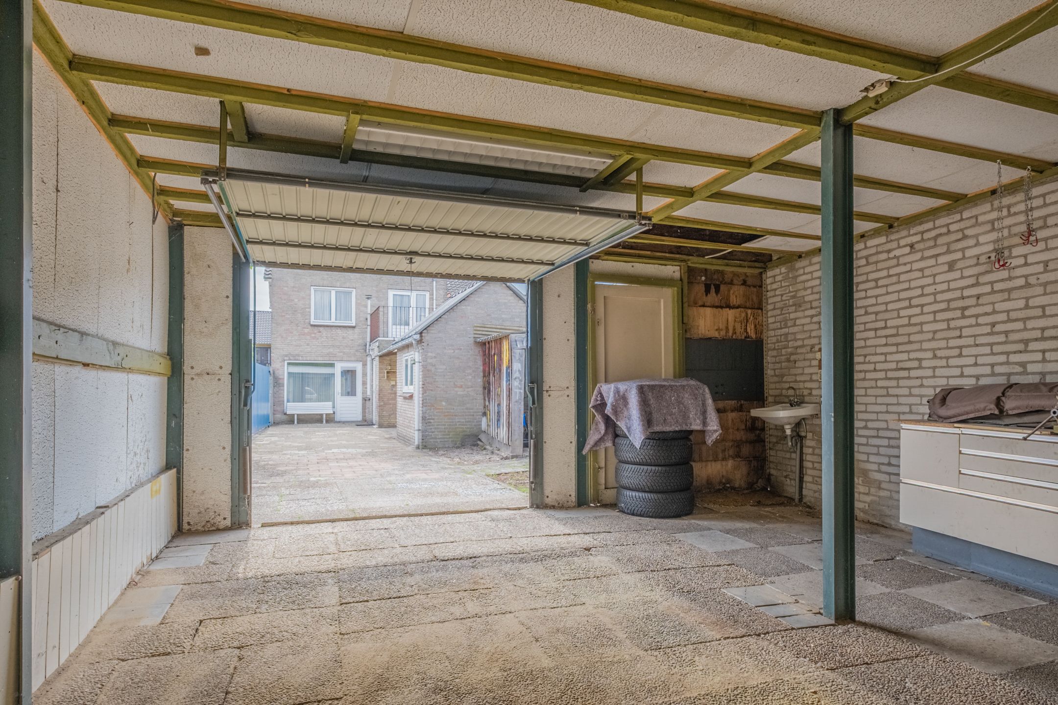 Photo 3 of Ginderover 57