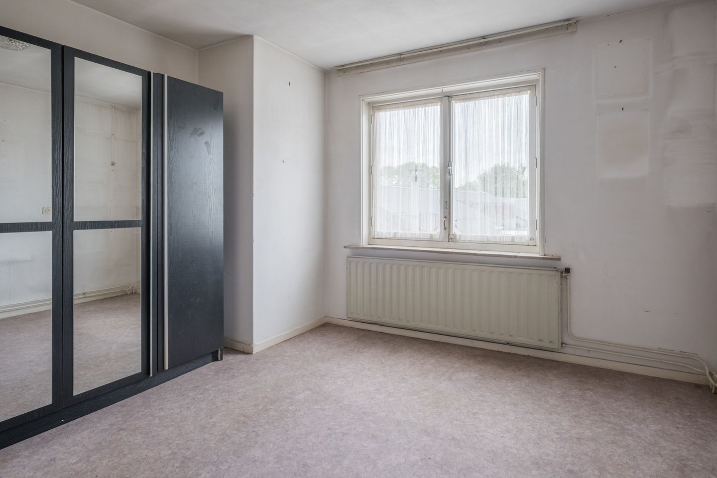 Photo 14 of Ginderover 57