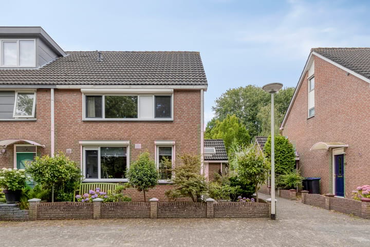 Foto 1 van Schoolstraat 26