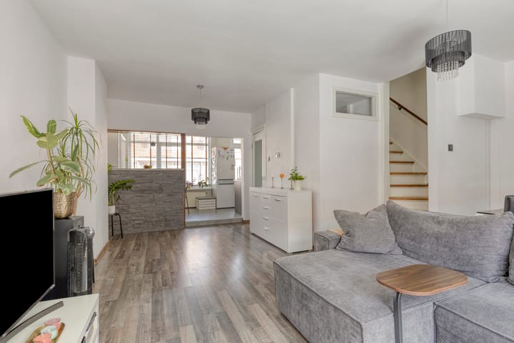 Foto 2 van Van Vlotenstraat 80