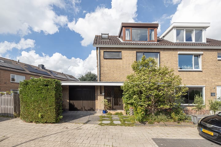 Foto 1 van van der Hoevenlaan 5