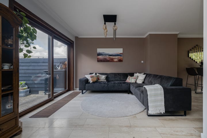 Foto 2 van van der Hoevenlaan 5