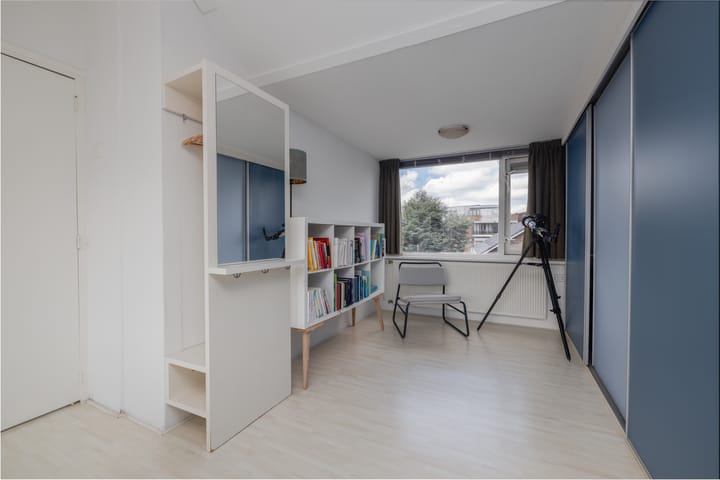 Foto 18 van van der Hoevenlaan 5